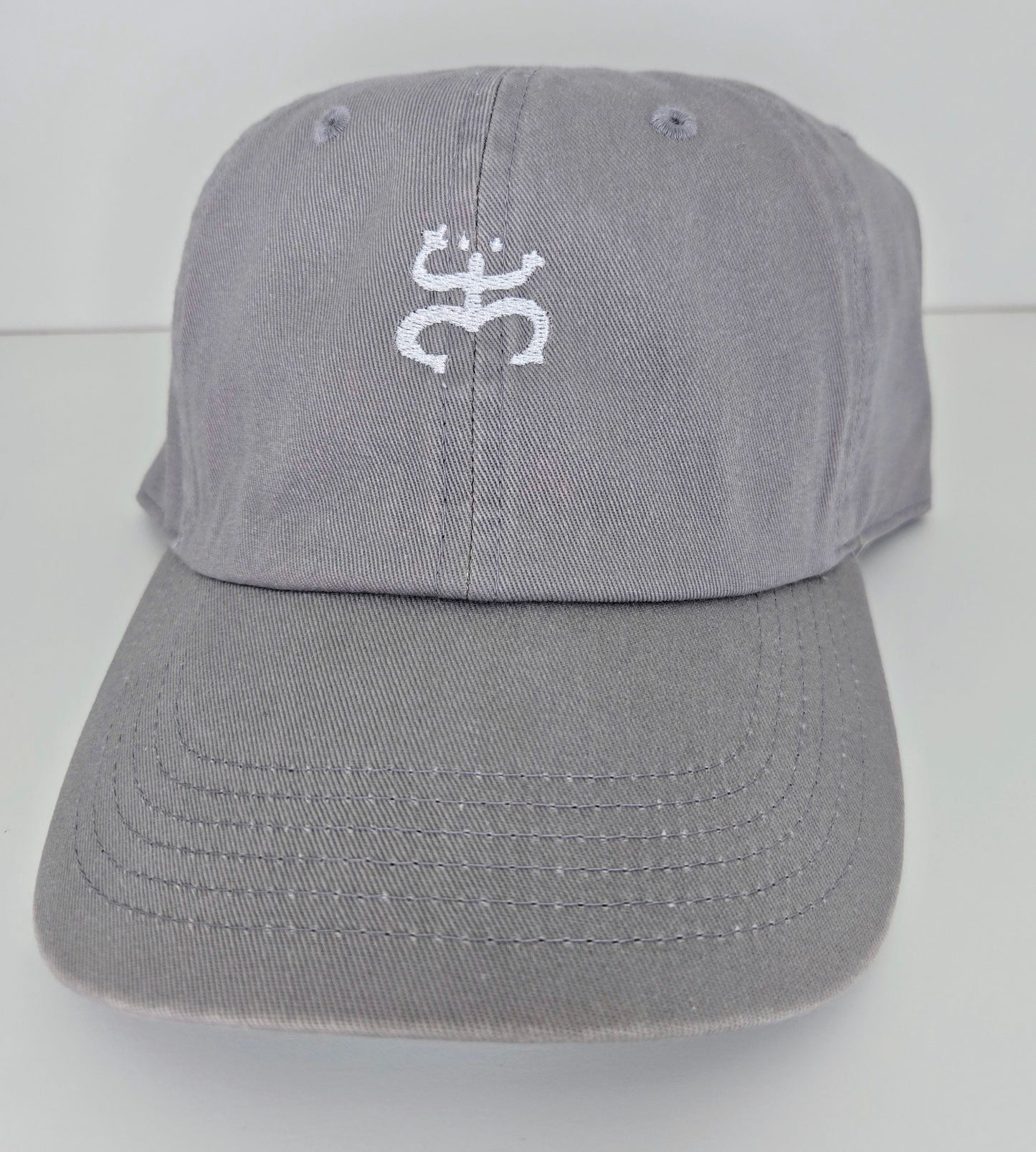 Gorra pelotero con Coquí Taino